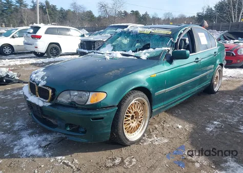 2003 BMW 330Xi z USA, uszkodzony, nr VIN WBAEW53423PG22143